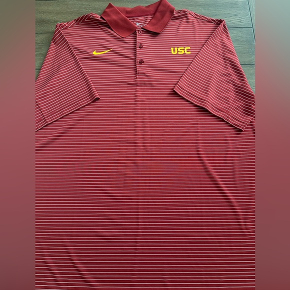 Nike Dri Fit  USC Trojans Short Sleeve Polo Shirt Size XXL Gently Worn - Picture 3 of 4